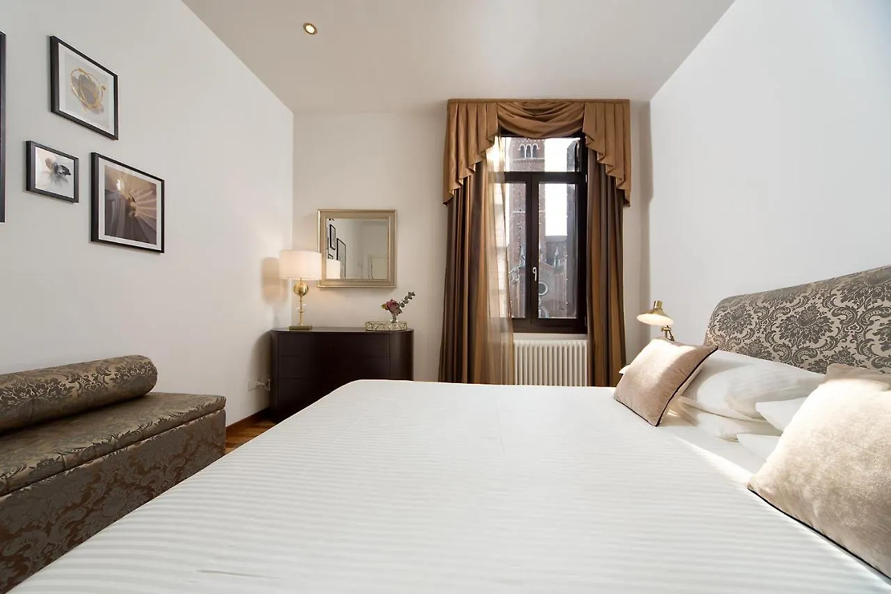 Suite Veronica & Maison Laguna Venice 0*,  Italy
